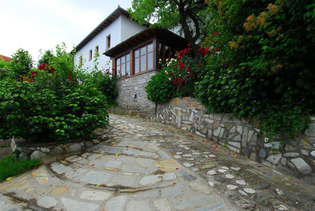 Hotel Archontiko Iatridis Mourésion Exterior foto